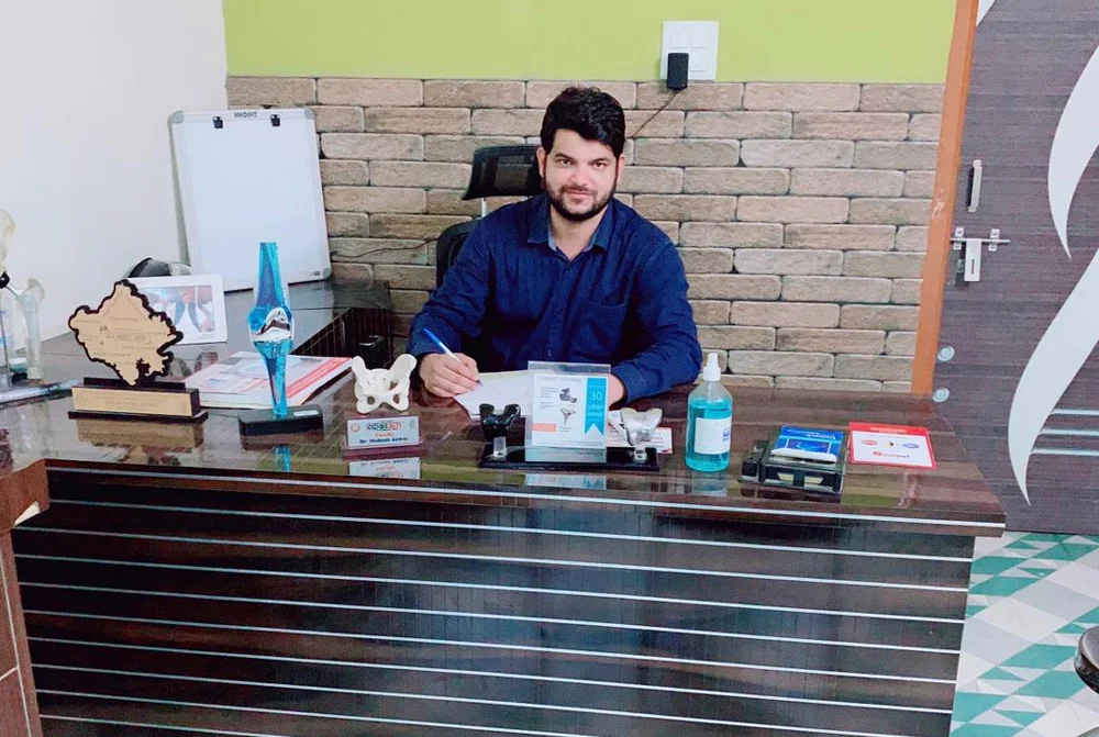 Dr. Mukesh Aswal